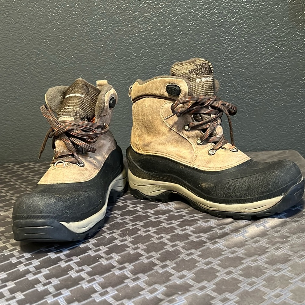 The North Face Winter Grip Insulated Water Proof Winter Duck Boots Mens 11